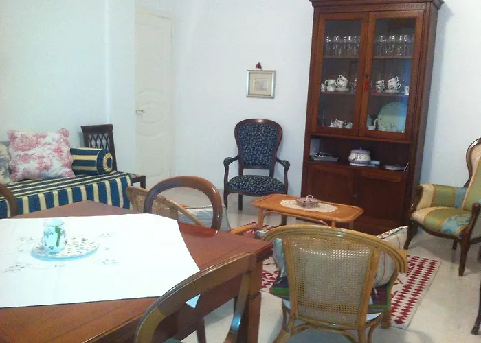 Acomodação com café da manhã  La Perla Bianca