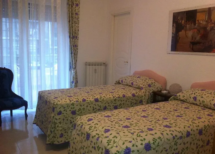 La Perla Bianca Acomodação com café da manhã  Roma