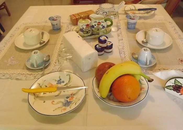 Acomodação com café da manhã  La Perla Bianca